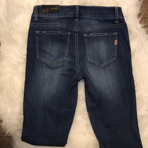 Sold local - Picture 2 of 2